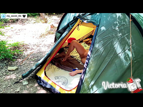 ❤️ ຖ່າຍໃນກ້ອງຖ່າຍຮູບ Passionate jerk off Stranger in a tent ວິດີໂອຮ່ວມເພດ ຢູ່ຄອມ lo.moresexmovies.ru
